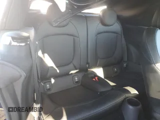 2016 MINI Convertible S с VIN WMWWG9C53G3A92179, выставлен на аукционе Copart как лот 75709174 с пробегом 73 290 миль миль и Списание • Salvage title. История ставок и продаж доступна на DreamBid. Изображение 10.