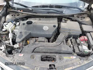 2015 Nissan Altima 2.5 S with VIN 1N4AL3APXFN880666, listed as a IAAI auction lot 41895242 with 213,649 mi miles. Bid and sale history available at carsss.com. Image 10.