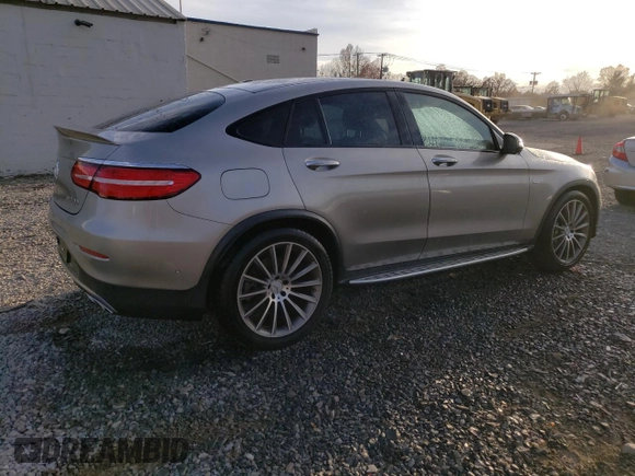 2019 Mercedes-Benz GLC with VIN WDC0J6EB9KF616624, listed as a Copart auction lot 78362484 with 39,518 mi miles and Salvage Title. Bid and sale history available at carsss.com. Image 3.