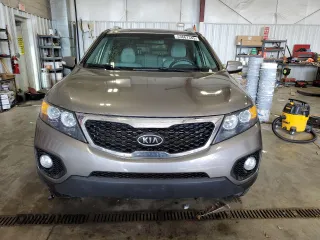 2012 Kia Sorento LX with VIN 5XYKT3A68CG249116, listed as a Copart auction lot 53667345 with 100,036 mi miles and Clean Title. Bid and sale history available at DreamBid. Image 5.