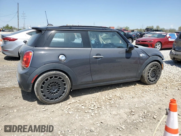 2016 MINI Hardtop S with VIN WMWXP7C56G2A43878, listed as a Copart auction lot 53812665 with 67,948 mi miles and Salvage Title. Bid and sale history available at DreamBid. Image 3.