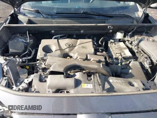 2020 Toyota RAV4 XLE with VIN 2T3P1RFV2LW130185, listed as a IAAI auction lot 42033372 with 98,667 mi miles and . Bid and sale history available at DreamBid. Image 10.