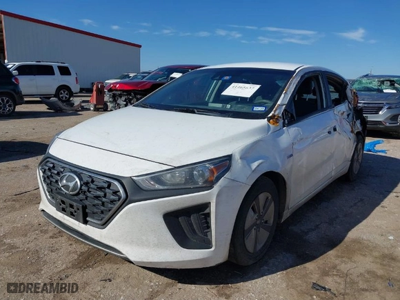 2020 Hyundai Ioniq Hybrid Blue with VIN KMHC65LC4LU243088, listed as a IAAI auction lot 41465637 with 141,081 mi miles. Bid and sale history available at carsss.com. Image 2.