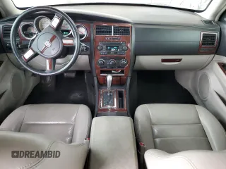 2006 Dodge Magnum R/T z VIN 2D4GV57236H147862, wystawiony jako Copart lot #72578874 z przebiegiem 89 818 mil mil oraz Szkoda całkowita • Salvage title. Historia ofert i sprzedaży dostępna na DreamBid. Obrazek 8.