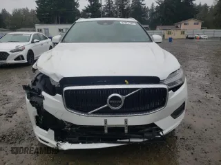 2018 Volvo XC60 Momentum with VIN LYV102RK9JB082772, listed as a Copart auction lot 47875795 with 71,847 mi miles and Salvage Title. Bid and sale history available at DreamBid. Image 5.