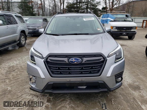 2022 Subaru Forester Limited with VIN JF2SKAPC5NH520360, listed as a Copart auction lot 85036204 with 18,056 mi miles and Salvage Title. Bid and sale history available at carsss.com. Image 5.