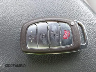 2018 Hyundai Ioniq Limited z VIN KMHC85LC5JU091068, wystawiony jako IAAI lot #42034072 z przebiegiem 91 766 mil mil oraz . Historia ofert i sprzedaży dostępna na DreamBid. Obrazek 11.
