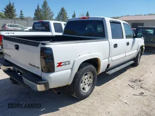2007 Chevrolet Silverado 1500 LT3 with VIN 2GCEK13ZX71138580, listed as a IAAI auction lot 42217331 with 248,031 mi miles and . Bid and sale history available at DreamBid. Image 4.
