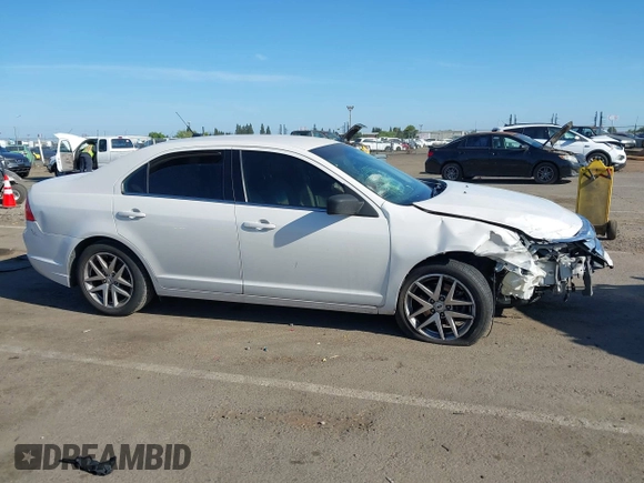 2012 Ford Fusion SEL with VIN 3FAHP0JG8CR266516, listed as a IAAI auction lot 42150556 with 141,715 mi miles and . Bid and sale history available at carsss.com. Image 13.