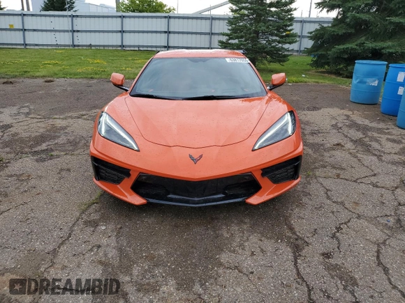 2021 Chevrolet Corvette 2LT with VIN 1G1YB2D44M5113070, listed as a Copart auction lot 63817055 with 11,246 mi miles and Clean title. Bid and sale history available at DreamBid. Image 5.
