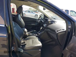 2013 Ford Escape Titanium с VIN 1FMCU9J90DUC27315, выставлен на аукционе IAAI как лот 42069018 с пробегом 129 223 миль миль и . История ставок и продаж доступна на DreamBid. Изображение 5.