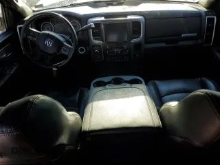 2017 Ram 2500 Power Wagon с VIN 3C6TR5EJ4HG683529, выставлен на аукционе Copart как лот 45202945 с пробегом Не указан миль и Списание • Salvage title. История ставок и продаж доступна на DreamBid. Изображение 8.
