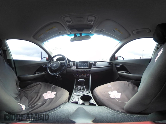 2018 Kia Niro EX with VIN KNDCC3LC7J5143379, listed as a IAAI auction lot 41793266 with 117,760 mi miles. Bid and sale history available at carsss.com. Image 18.