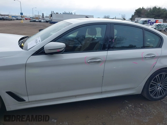 2018 BMW 5 Series 530i xDrive with VIN WBAJA7C58JWC76331, listed as a IAAI auction lot 41586204 with 86,578 mi miles. Bid and sale history available at carsss.com. Image 14.