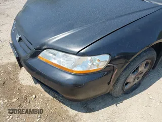 2001 Honda Accord EX with VIN 1HGCG16581A036338, listed as a IAAI auction lot 42603095 with 204,441 mi miles and . Bid and sale history available at DreamBid. Image 6.