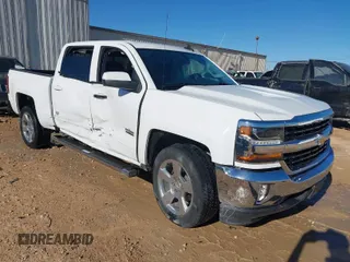 2018 Chevrolet Silverado 1500 LT with VIN 3GCPCREC6JG534601, listed as a IAAI auction lot 41465807 with 101,894 mi miles. Bid and sale history available at carsss.com. Image 1.