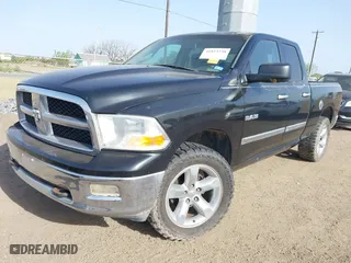 2009 Dodge Ram 1500 SLT with VIN 1D3HV18PX9S768203, listed as a IAAI auction lot 41853238 with 271,536 mi miles. Bid and sale history available at carsss.com. Image 2.
