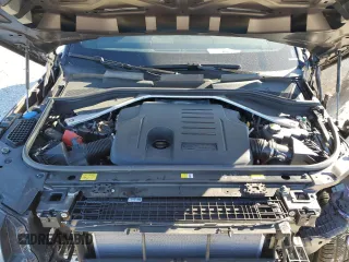 2024 Land Rover Range Rover SE z VIN SALKPBFU2RA213736, wystawiony jako Copart lot #81138104 z przebiegiem 5 250 mil mil oraz Szkoda całkowita • Salvage title. Historia ofert i sprzedaży dostępna na DreamBid. Obrazek 12.