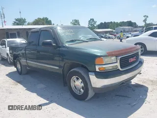 2002 GMC Sierra 1500 SLE with VIN 2GTEK19T521285661, listed as a IAAI auction lot 42104774 with 181,429 mi miles and . Bid and sale history available at DreamBid. Image 1.