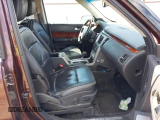 2009 Ford Flex Limited with VIN 2FMDK53C19BA73819, listed as a IAAI auction lot 41993213 with 184,257 mi miles. Bid and sale history available at carsss.com. Image 5.