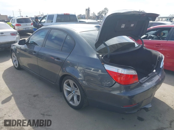 2010 BMW 5 Series 528i with VIN WBANU5C52AC129868, listed as a IAAI auction lot 41765467 with 228,161 mi miles and . Bid and sale history available at carsss.com. Image 3.