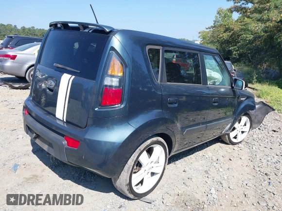 2010 Kia Soul + with VIN KNDJT2A23A7069815, listed as a IAAI auction lot 40173837 with 116,028 mi miles. Bid and sale history available at carsss.com. Image 4.