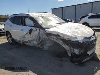 2020 Chevrolet Blazer LT z VIN 3GNKBCRS8LS702225, wystawiony jako Copart lot #55178455 z przebiegiem Nie podano mil oraz Szkoda całkowita • Salvage title. Historia ofert i sprzedaży dostępna na DreamBid. Obrazek 4.