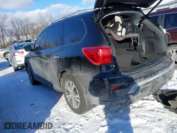 2017 Nissan Pathfinder SV z VIN 5N1DR2MN5HC629476, wystawiony jako IAAI lot #41325826 z przebiegiem 87 573 mil mil oraz . Historia ofert i sprzedaży dostępna na DreamBid. Obrazek 3.