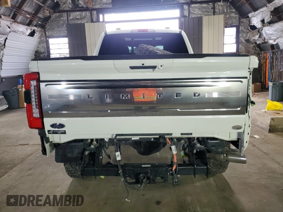 2024 Ford F-350 XL with VIN 1FT8W3BM0REC88847, listed as a Copart auction lot 59127545 with 22,115 mi miles and Salvage title. Bid and sale history available at DreamBid. Image 6.