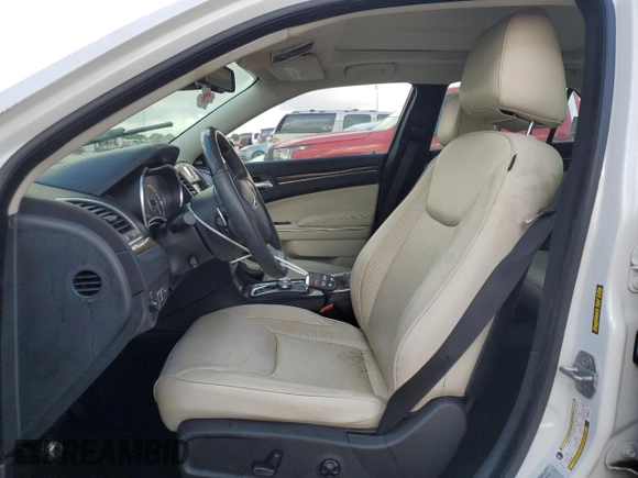 2015 Chrysler 300 C with VIN 2C3CCAET3FH830414, listed as a Copart auction lot 73649014 with Not Provided miles and Salvage Title. Bid and sale history available at DreamBid. Image 7.