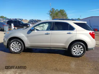 2010 Chevrolet Equinox LT w/2LT with VIN 2CNFLPEY6A6211880, listed as a IAAI auction lot 41694572 with 317,775 mi miles. Bid and sale history available at carsss.com. Image 14.