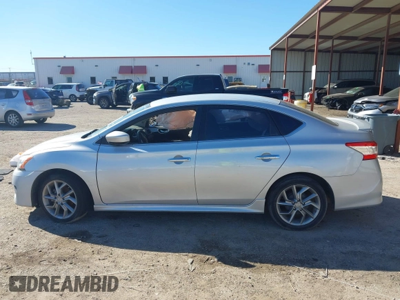 2013 Nissan Sentra SR z VIN 3N1AB7AP6DL673017, wystawiony jako IAAI lot #41478201 z przebiegiem 144 884 mil mil oraz . Historia ofert i sprzedaży dostępna na DreamBid. Obrazek 13.