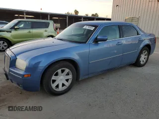 2007 Chrysler 300 Signature with VIN 2C3KA53G97H737803, listed as a Copart auction lot 88790885 with 188,023 mi miles and Clean Title. Bid and sale history available at carsss.com. Image 1.