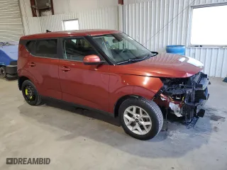2022 Kia Soul LX with VIN KNDJ23AU0N7827822, listed as a Copart auction lot 89010055 with 33,072 mi miles and Salvage Title. Bid and sale history available at carsss.com. Image 4.