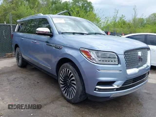 2021 Lincoln Navigator Black Label z VIN 5LMJJ3TT9MEL04485, wystawiony jako IAAI lot #42076087 z przebiegiem 69 704 mil mil oraz . Historia ofert i sprzedaży dostępna na DreamBid. Obrazek 1.