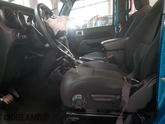 2020 Jeep Wrangler Unlimited Sport Altitude with VIN 1C4HJXDNXLW335332, listed as a Copart auction lot 62008745 with 57,449 mi miles and Salvage title. Bid and sale history available at DreamBid. Image 7.