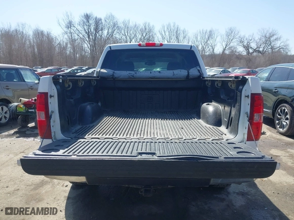 2008 Chevrolet Silverado 1500 LTZ with VIN 3GCEK13358G140922, listed as a IAAI auction lot 41707827 with 250,019 mi miles. Bid and sale history available at carsss.com. Image 12.