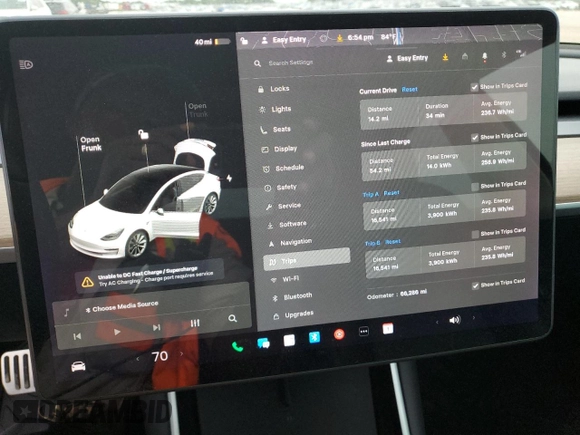 2020 Tesla Model 3 Standard Range Plus z VIN 5YJ3E1EA9LF661702, wystawiony jako Copart lot #55533725 z przebiegiem 66 286 mil mil oraz Szkoda całkowita • Salvage title. Historia ofert i sprzedaży dostępna na DreamBid. Obrazek 9.