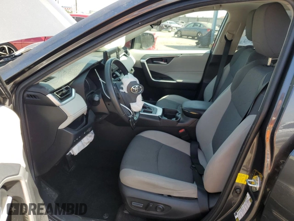 2020 Toyota RAV4 XLE with VIN 2T3W1RFV4LC044664, listed as a Copart auction lot 59163675 with 60,648 mi miles and Salvage title. Bid and sale history available at DreamBid. Image 7.