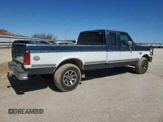 1995 Ford F-250 with VIN 1FTHX25F4SKB69890, listed as a Copart auction lot 48048305 with 368,144 mi miles and Clean Title. Bid and sale history available at carsss.com. Image 3.