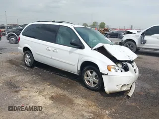 2006 Dodge Grand Caravan SXT z VIN 2D4GP44L56R883696, wystawiony jako IAAI lot #41899580 z przebiegiem 127 874 mil mil oraz . Historia ofert i sprzedaży dostępna na DreamBid. Obrazek 1.