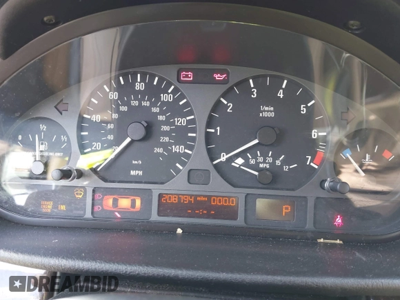 2005 BMW 3 Series 325i with VIN WBAEV33415KW16936, listed as a IAAI auction lot 41094134 with 208,794 mi miles. Bid and sale history available at carsss.com. Image 7.
