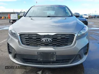 2019 Kia Sorento S V6 with VIN 5XYPG4A52KG469230, listed as a IAAI auction lot 41590453 with 136,602 mi miles. Bid and sale history available at carsss.com. Image 6.