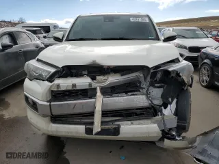 2020 Toyota 4Runner SR5 with VIN JTEBU5JR8L5754919, listed as a Copart auction lot 40247483 with 52,611 mi miles. Bid and sale history available at carsss.com. Image 5.