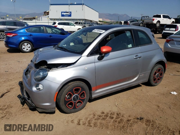 2018 FIAT 500e with VIN 3C3CFFGE2JT374957, listed as a Copart auction lot 63768444 with 39,377 mi miles and Salvage title. Bid and sale history available at DreamBid. Image 1.