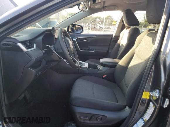 2022 Toyota RAV4 XLE with VIN 2T3P1RFV3NC265955, listed as a Copart auction lot 61557265 with 46,767 mi miles and Salvage title. Bid and sale history available at DreamBid. Image 7.