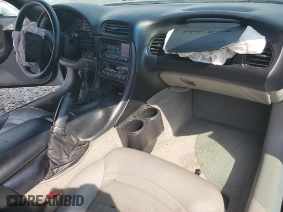1998 Chevrolet Corvette with VIN 1G1YY32G9W5123033, listed as a Copart auction lot 68718924 with 0 mi miles and Salvage Title. Bid and sale history available at carsss.com. Image 8.