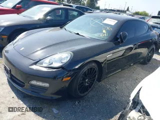 2011 Porsche Panamera z VIN WP0AA2A77BL013757, wystawiony jako IAAI lot #42386546 z przebiegiem 138 807 mil mil oraz . Historia ofert i sprzedaży dostępna na DreamBid. Obrazek 2.