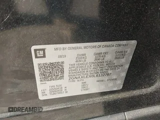 2020 Chevrolet Equinox LT with VIN 2GNAXLEX0L6132797, listed as a IAAI auction lot 41845477 with 31,901 mi miles. Bid and sale history available at carsss.com. Image 9.
