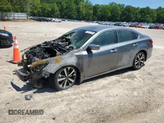 2017 Nissan Altima SV z VIN 1N4AL3AP0HC189628, wystawiony jako Copart lot #55977205 z przebiegiem Nie podano mil oraz Szkoda całkowita • Salvage title. Historia ofert i sprzedaży dostępna na DreamBid. Obrazek 1.